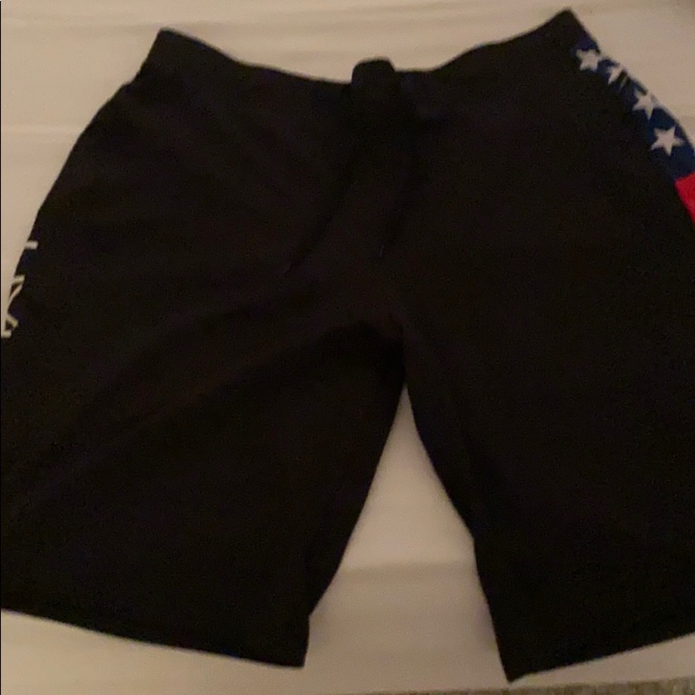 hylete USA shorts